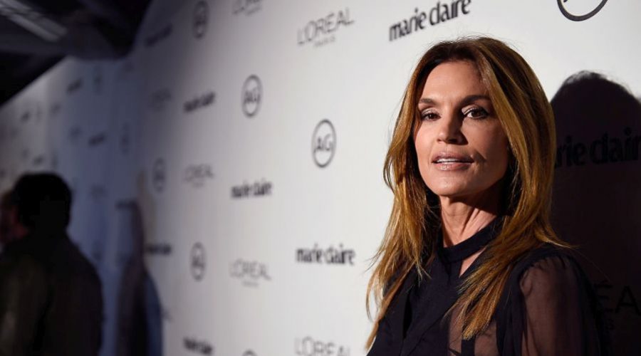 Cindy Crawford nasıl formda kalıyor?