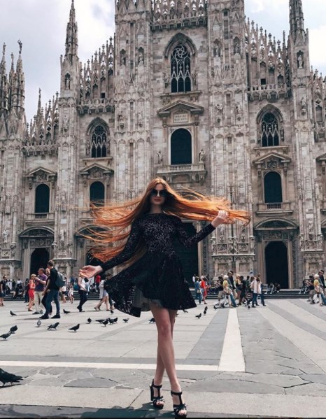 Saçlarını kaybetmek üzereyken Rapunzel oldu