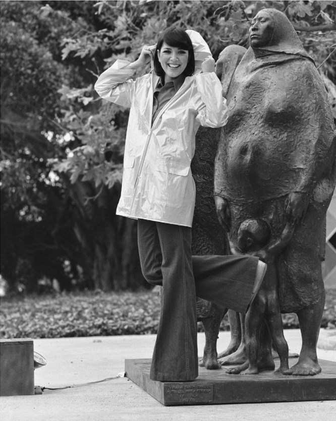 Kendall Jenner ile Kris Jenner'ın benzerliği şaşırttı