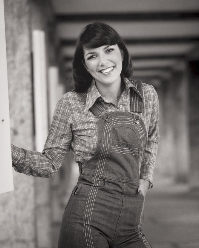 Kendall Jenner ile Kris Jenner'ın benzerliği şaşırttı