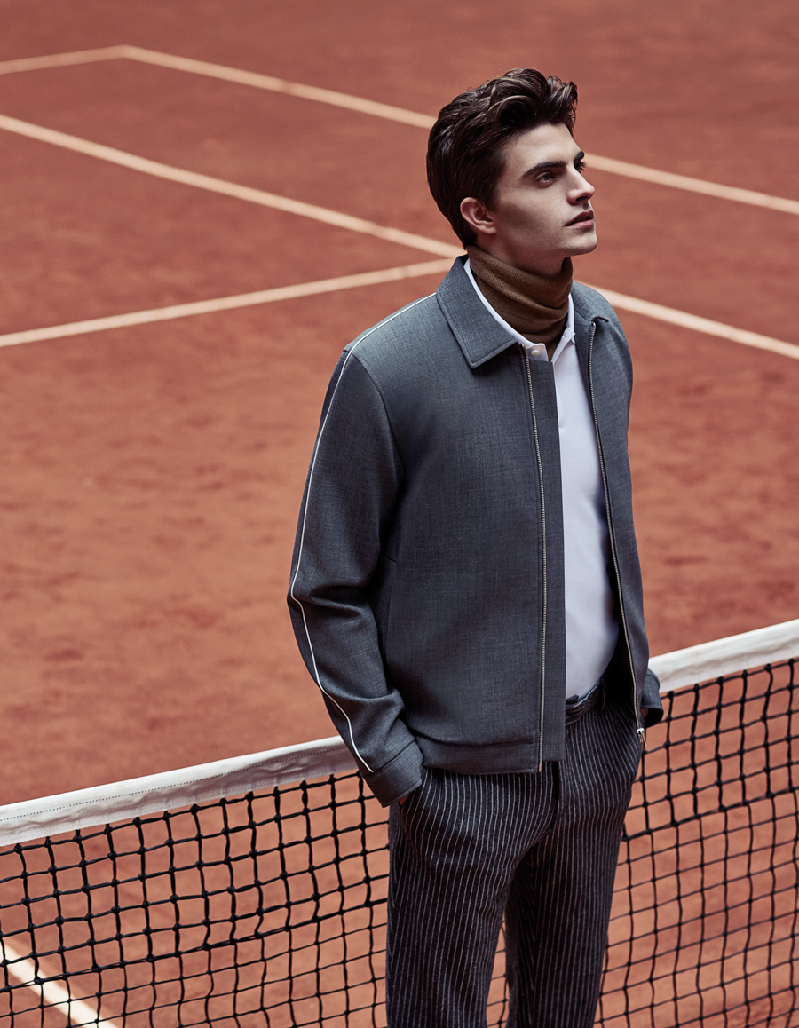 Kendinden emin ve iddialı