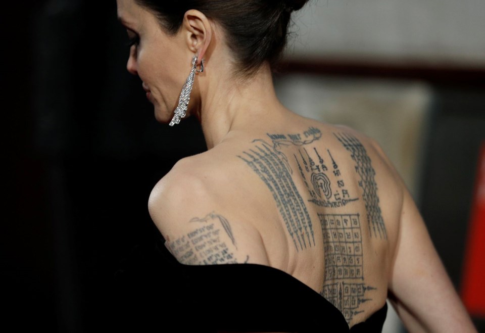 BAFTA ödül töreninde şıklık yarışı