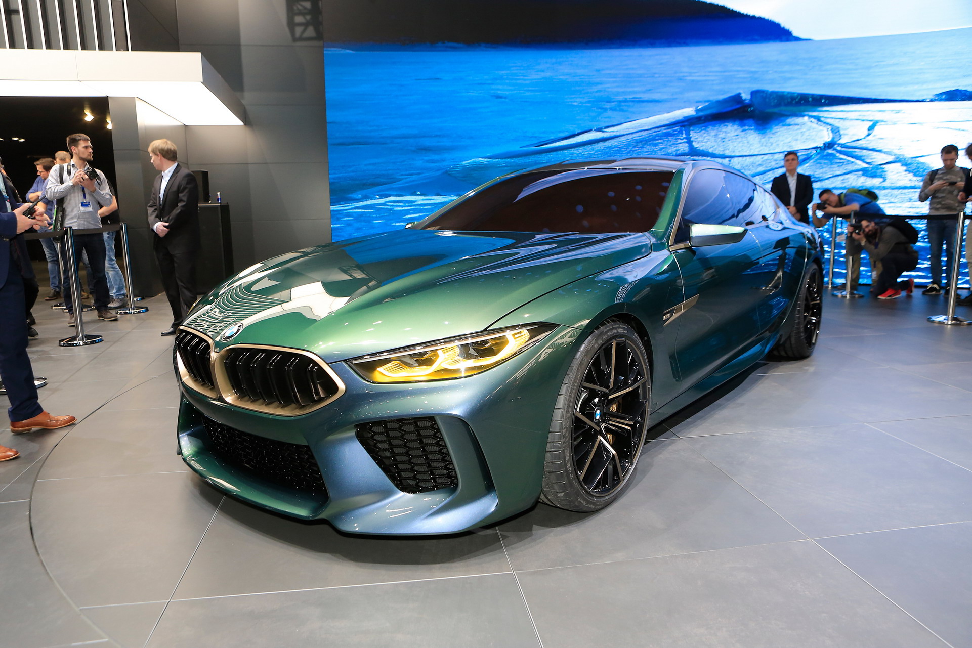 BMW M8 Gran Coupe konsepti ortaya çıktı