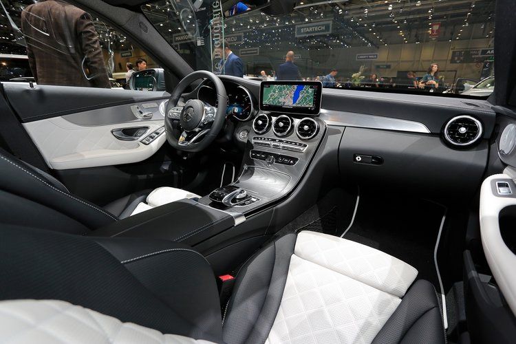 Mercedes-Benz C serisi ile tanışma vakti