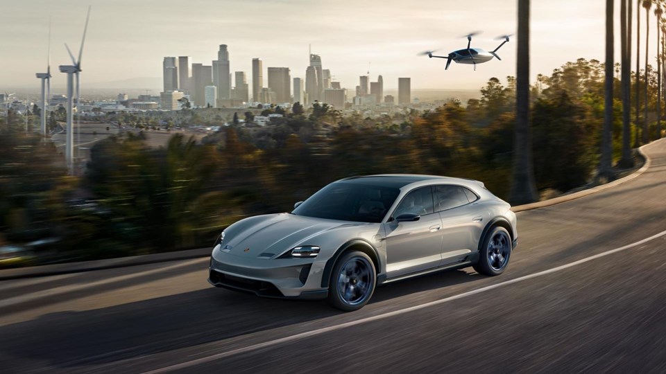 Porsche Mission E Cross Turismo