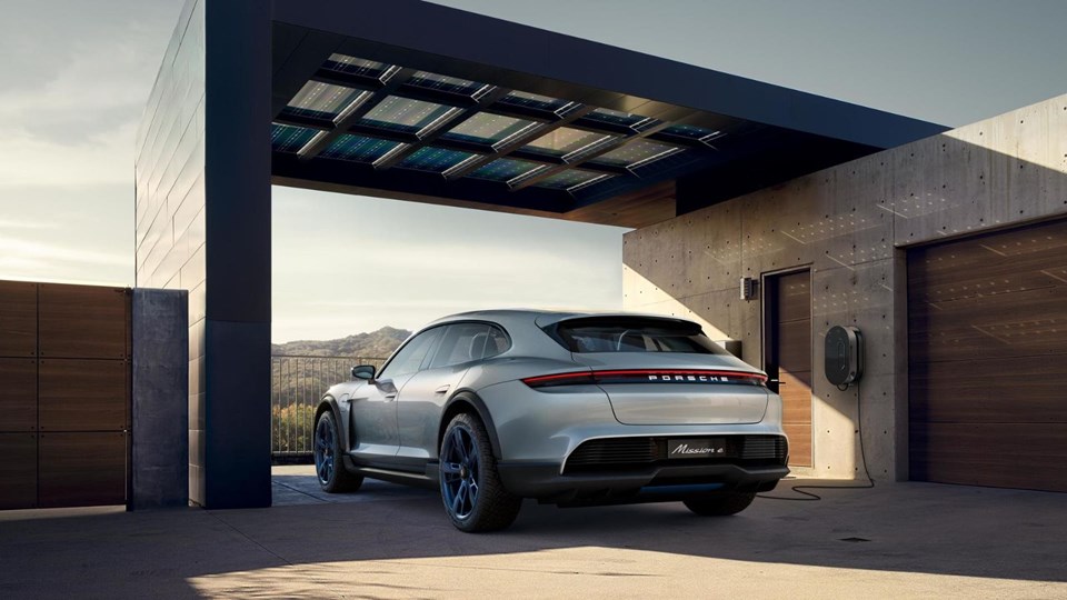 Porsche Mission E Cross Turismo