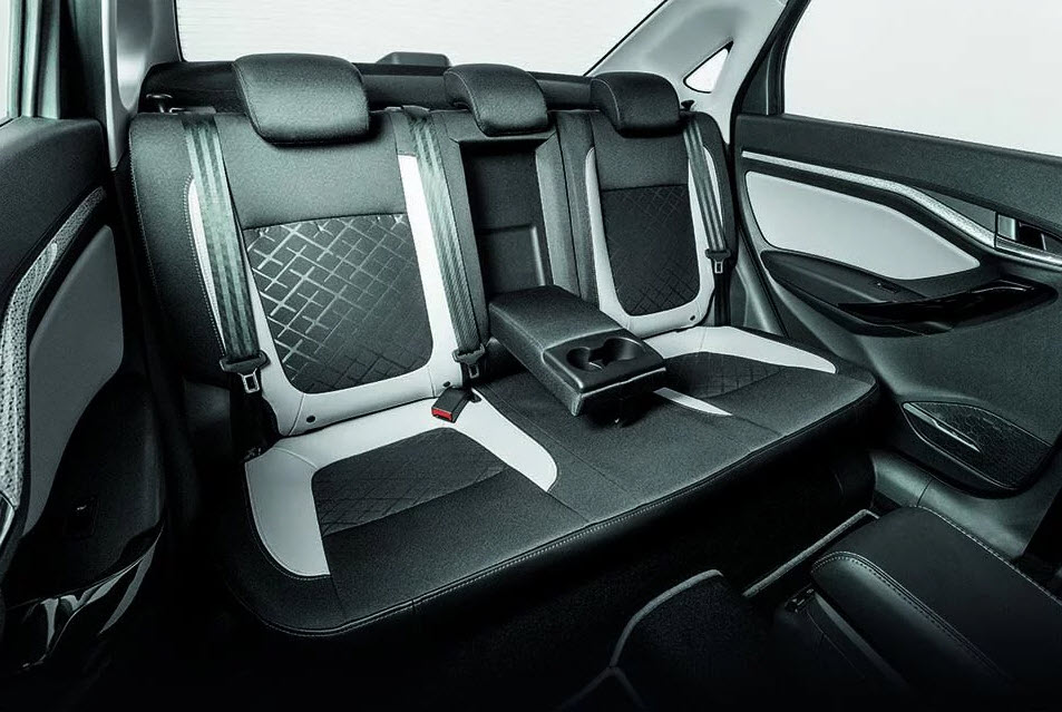 Yeni Lada Vesta Cross Sedan