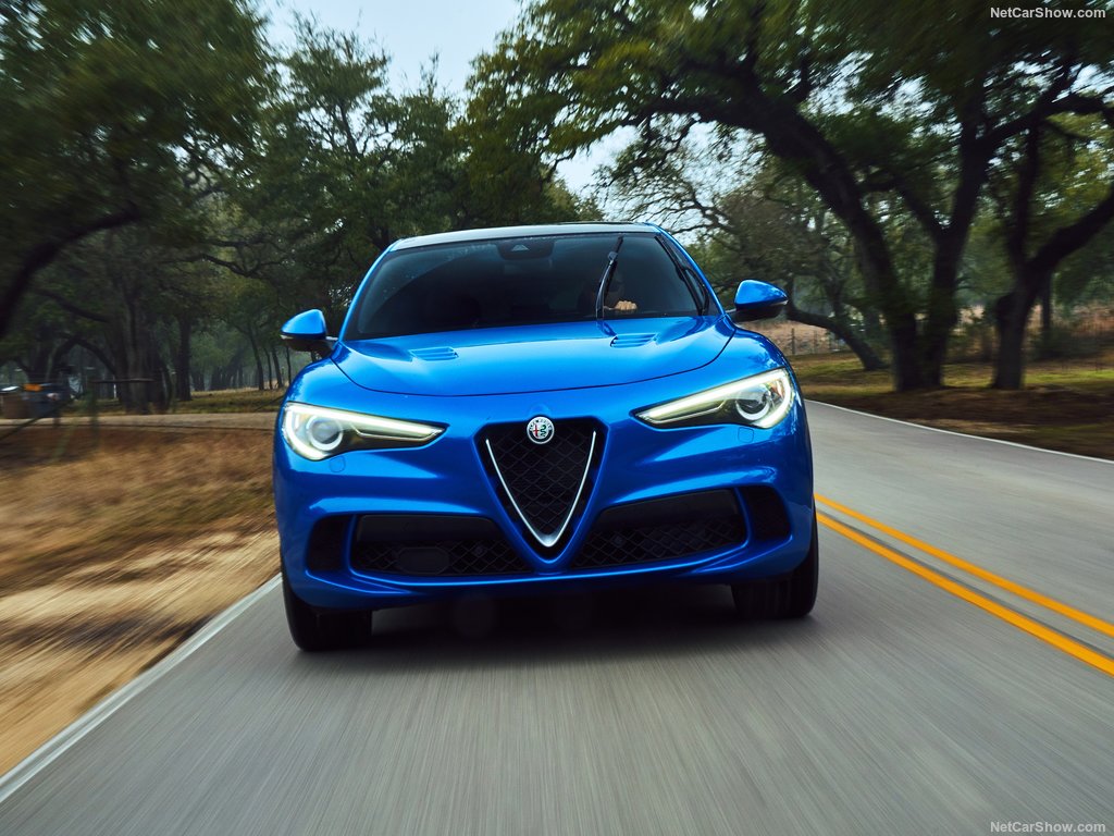 2018 Alfa Romeo Stelvio Quadrifoglio