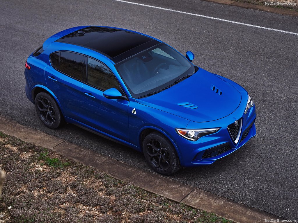 2018 Alfa Romeo Stelvio Quadrifoglio