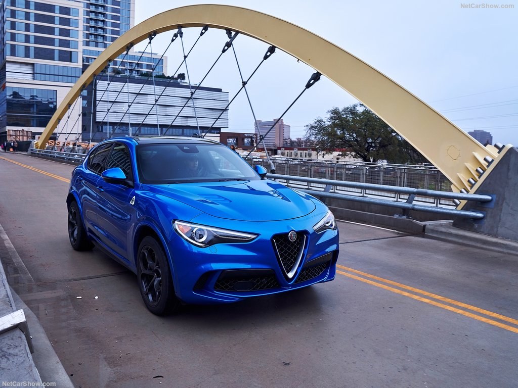 2018 Alfa Romeo Stelvio Quadrifoglio