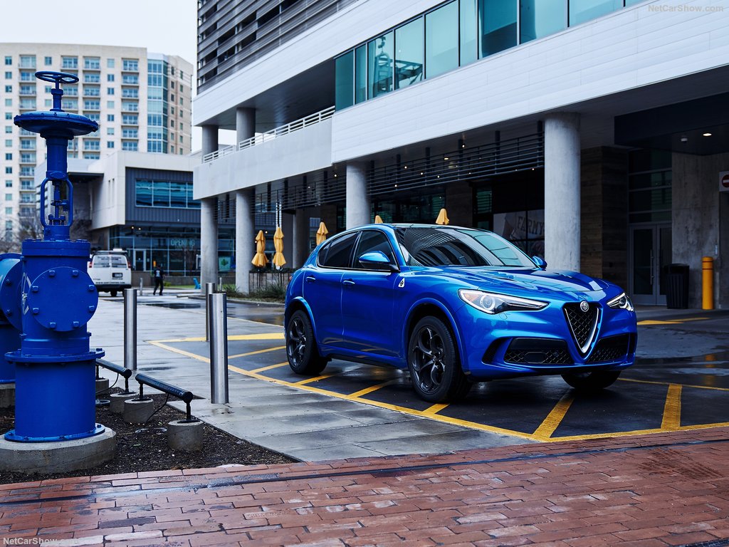 2018 Alfa Romeo Stelvio Quadrifoglio