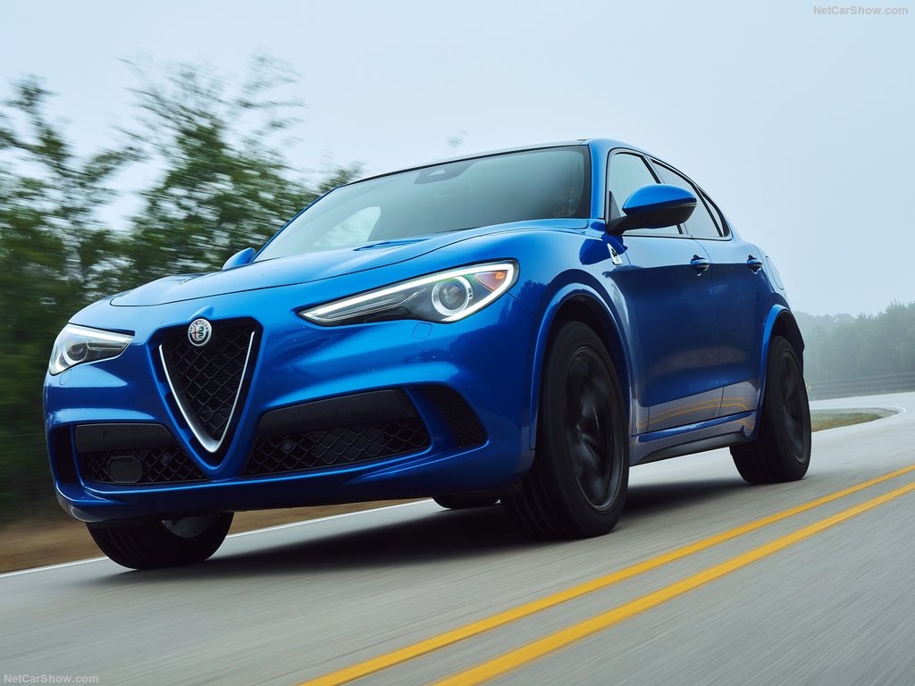 2018 Alfa Romeo Stelvio Quadrifoglio