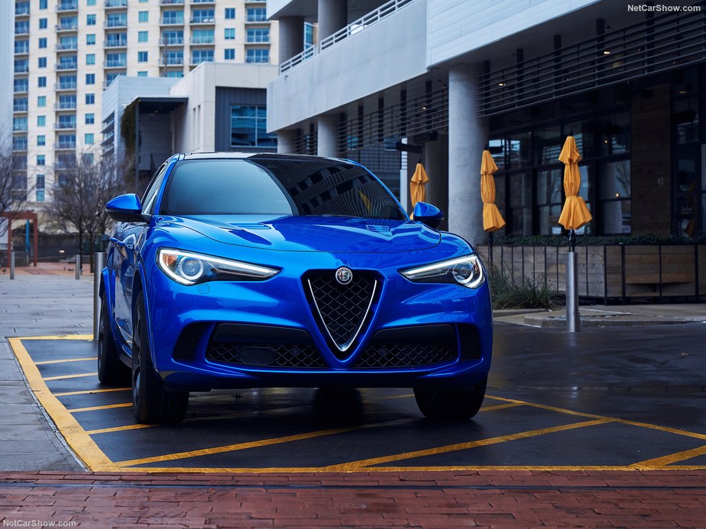 2018 Alfa Romeo Stelvio Quadrifoglio