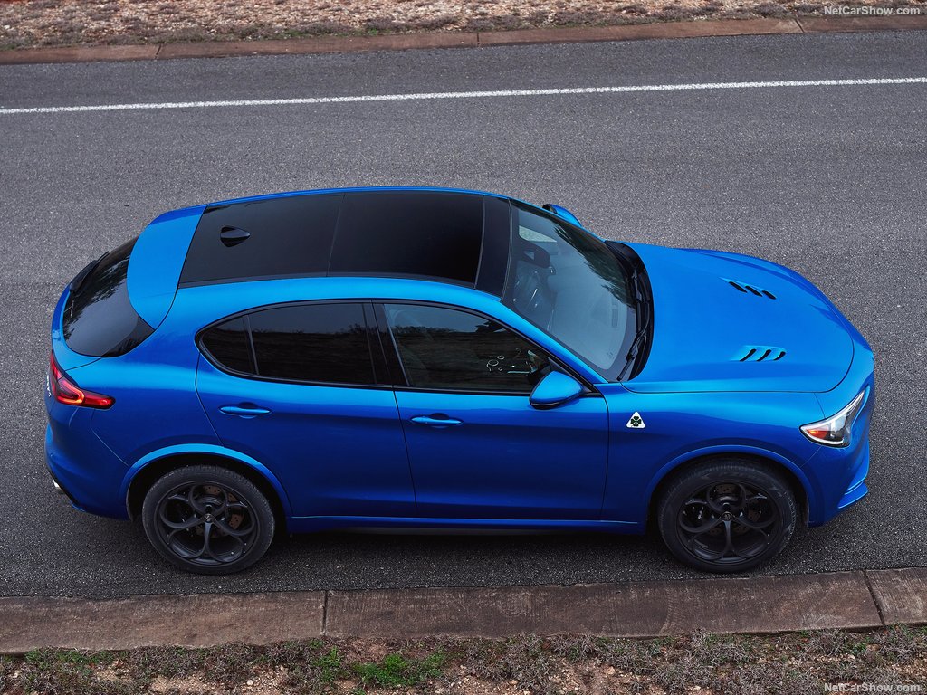2018 Alfa Romeo Stelvio Quadrifoglio
