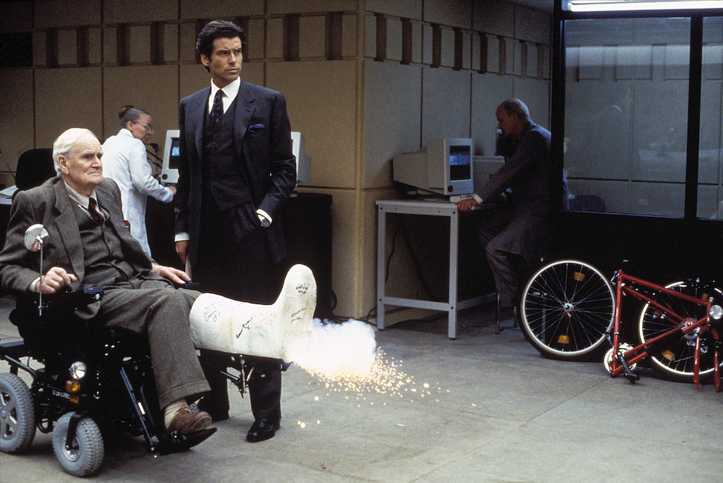 İkon Olma Klavuzu: Pierce Brosnan