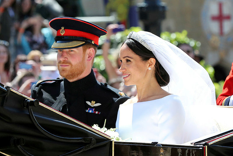 Prens Harry ve Meghan Markle evlendi