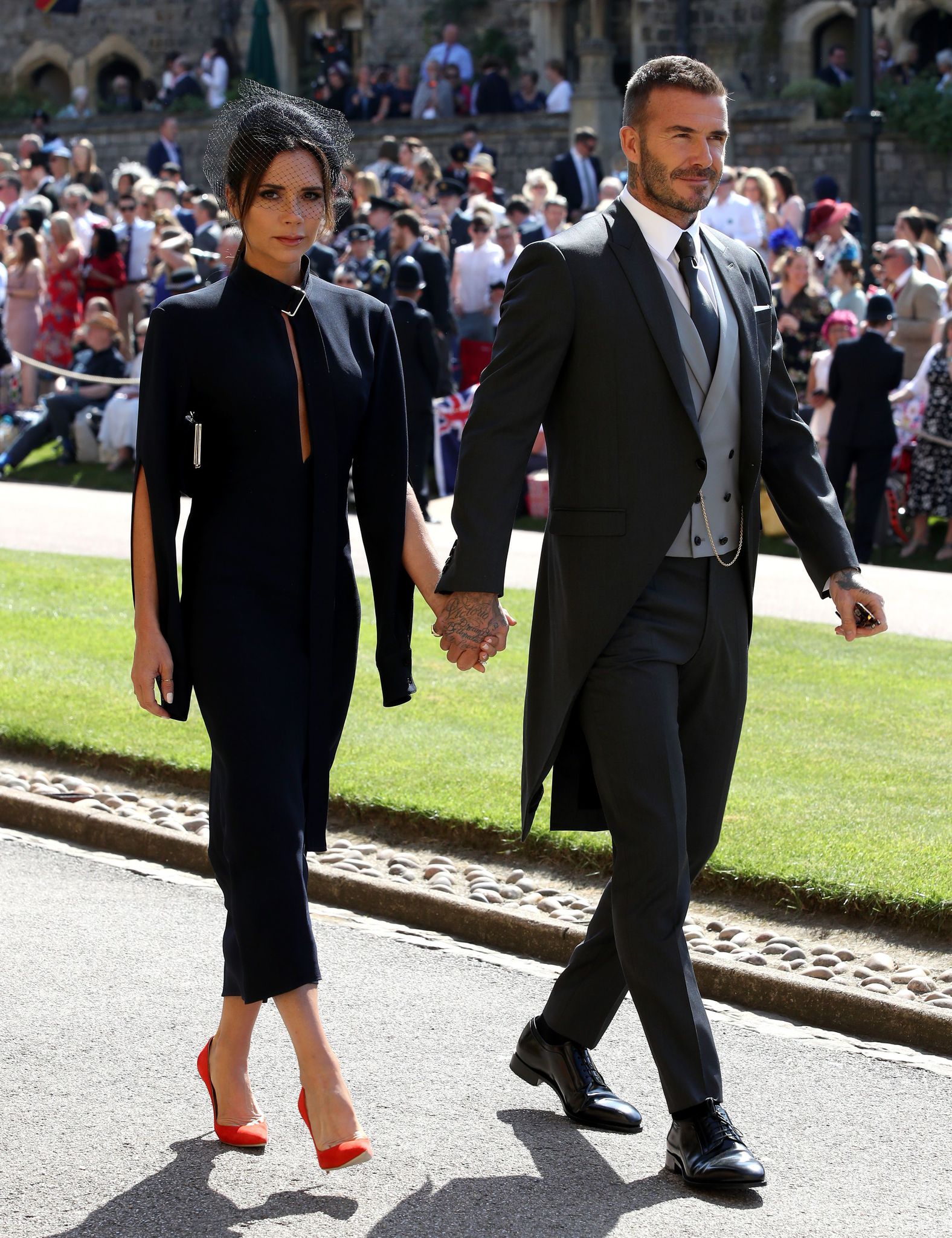 Prens Harry ve Meghan Markle evlendi