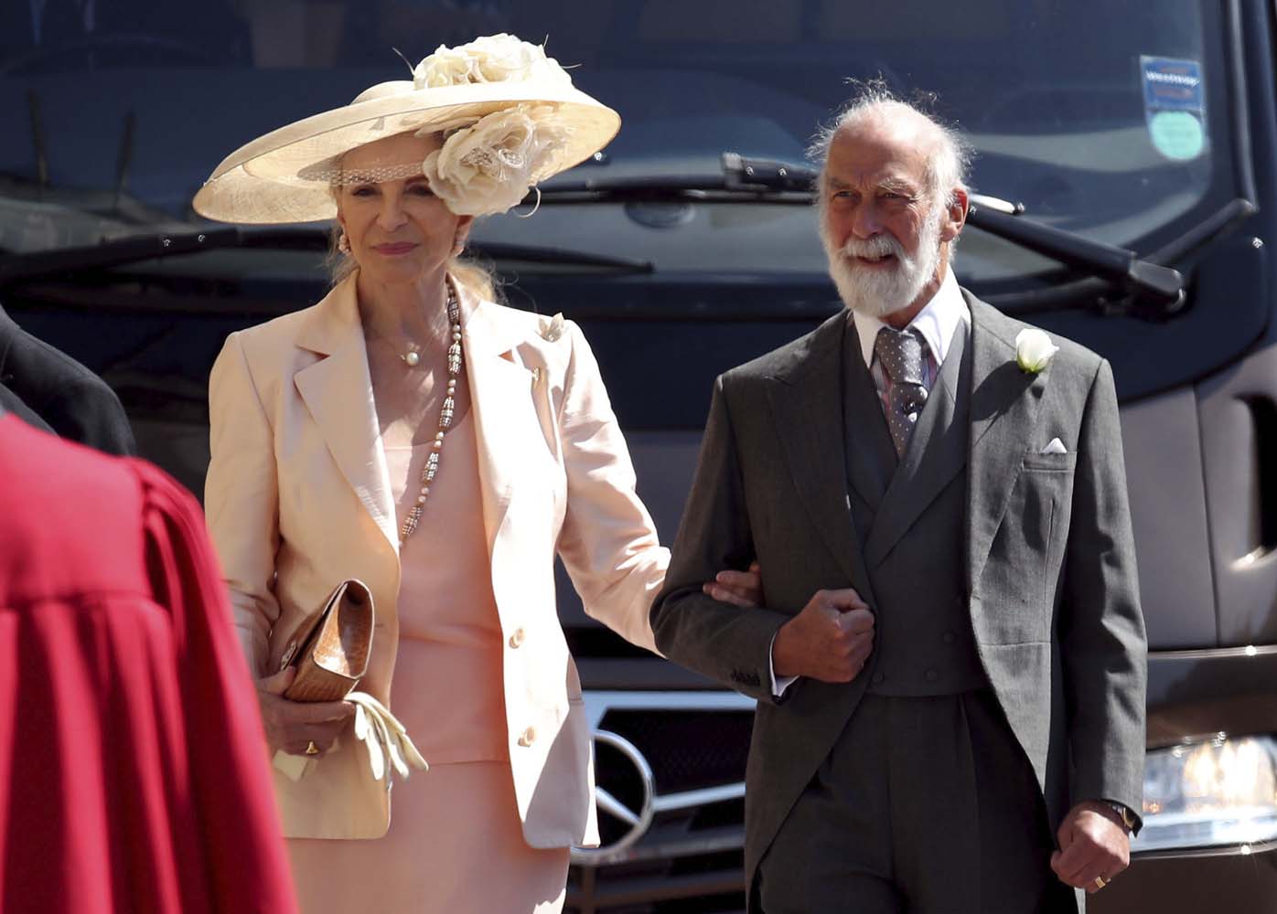 Prens Harry ve Meghan Markle evlendi