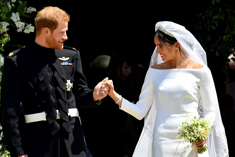 Prens Harry ve Meghan Markle evlendi