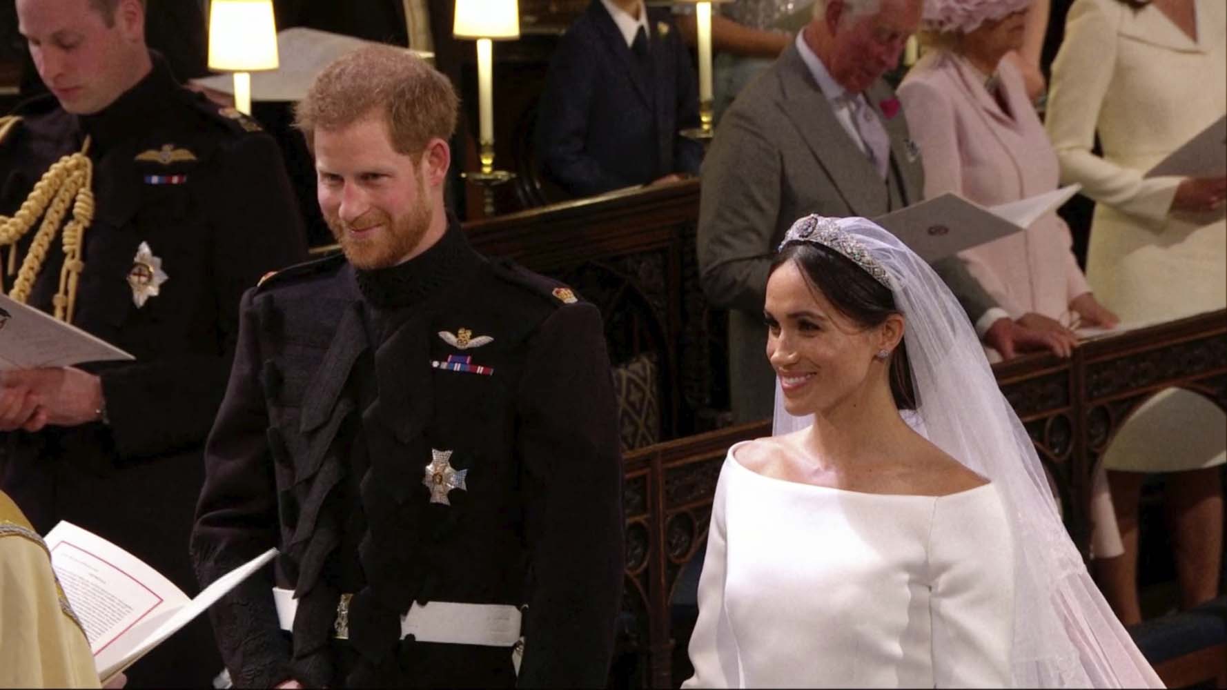 Prens Harry ve Meghan Markle evlendi
