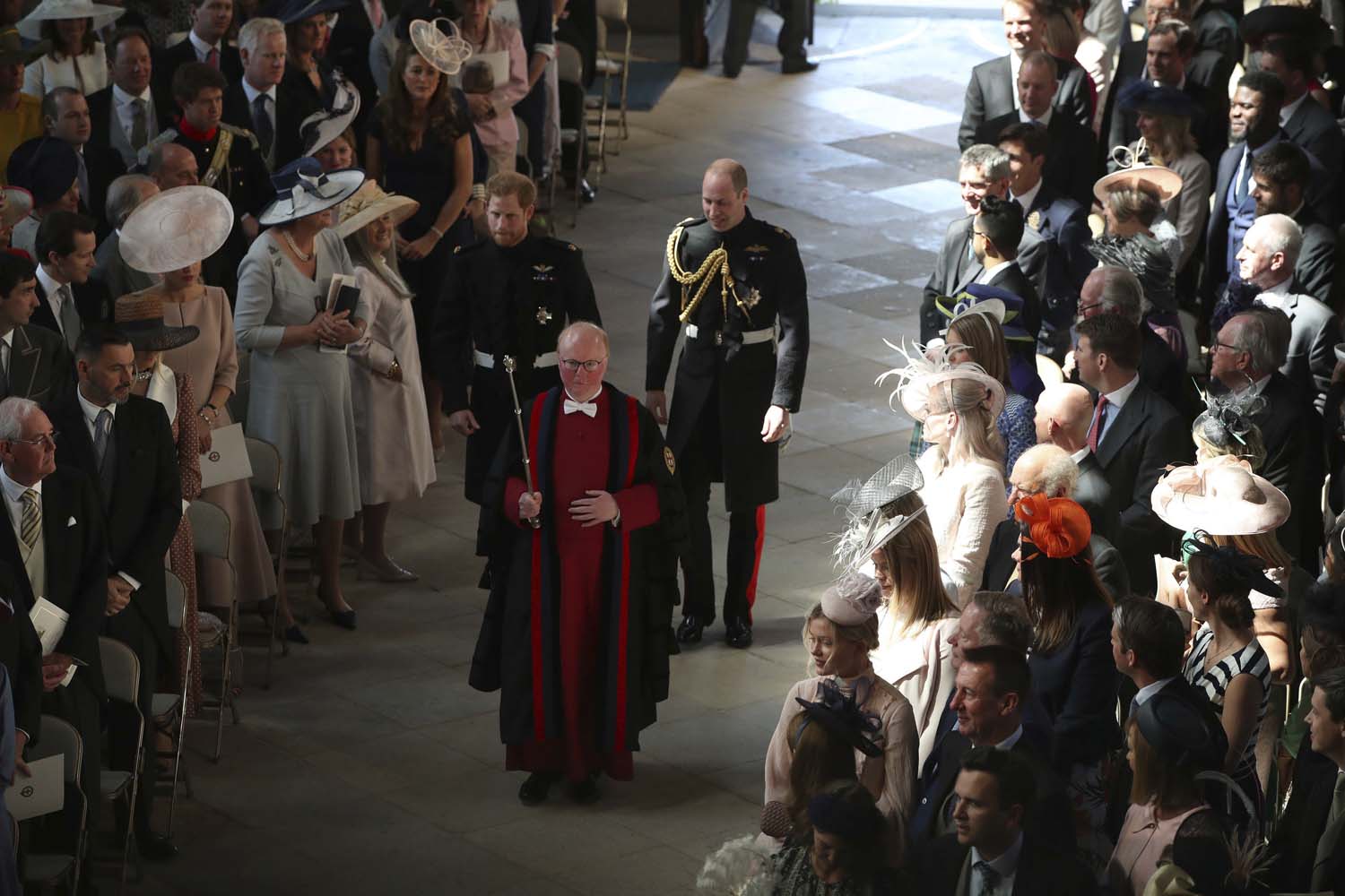 Prens Harry ve Meghan Markle evlendi