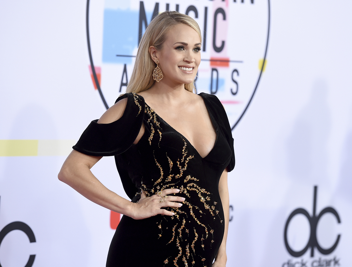 2018 Amerikan Müzik Ödülleri'nde kırmızı halı şıklığı