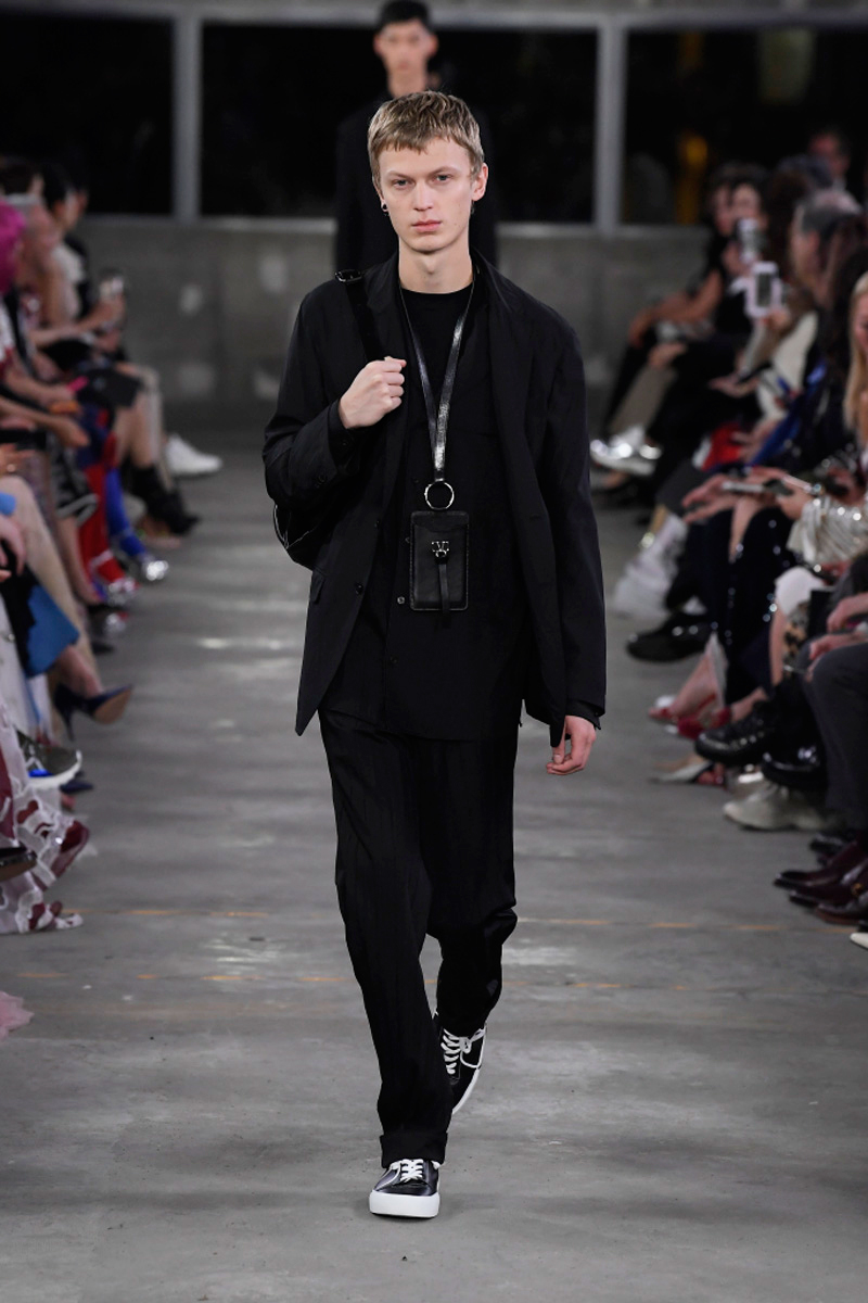 Valentino Pre-Fall 2019 koleksiyonu