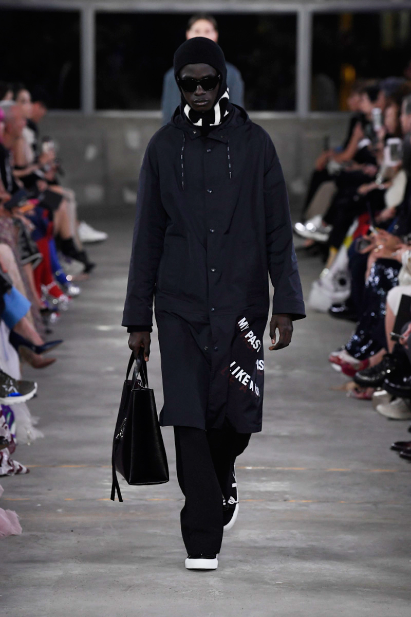 Valentino Pre-Fall 2019 koleksiyonu