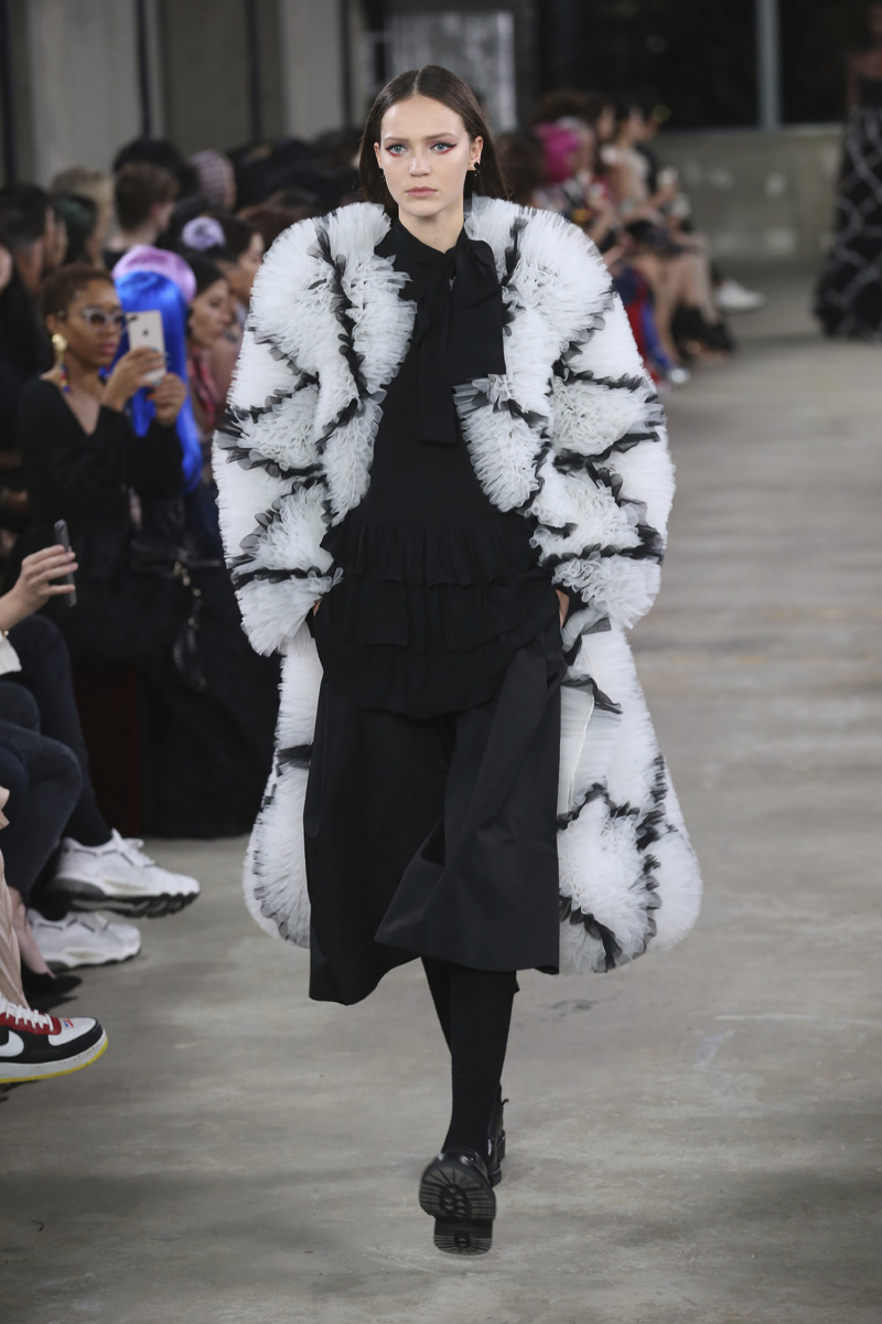 Valentino Pre-Fall 2019 koleksiyonu