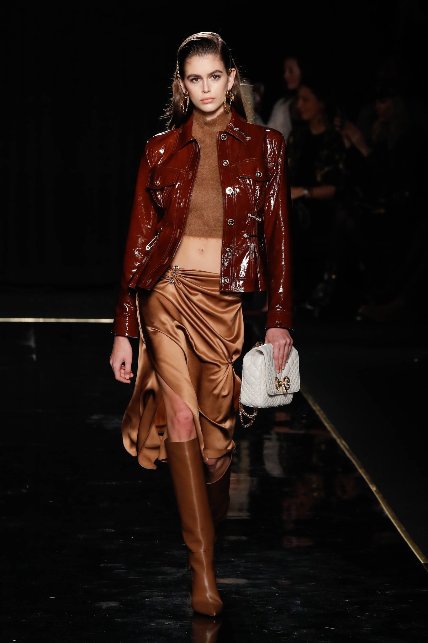 Versace Pre-Fall 2019'un öne çıkan erkek tasarımları