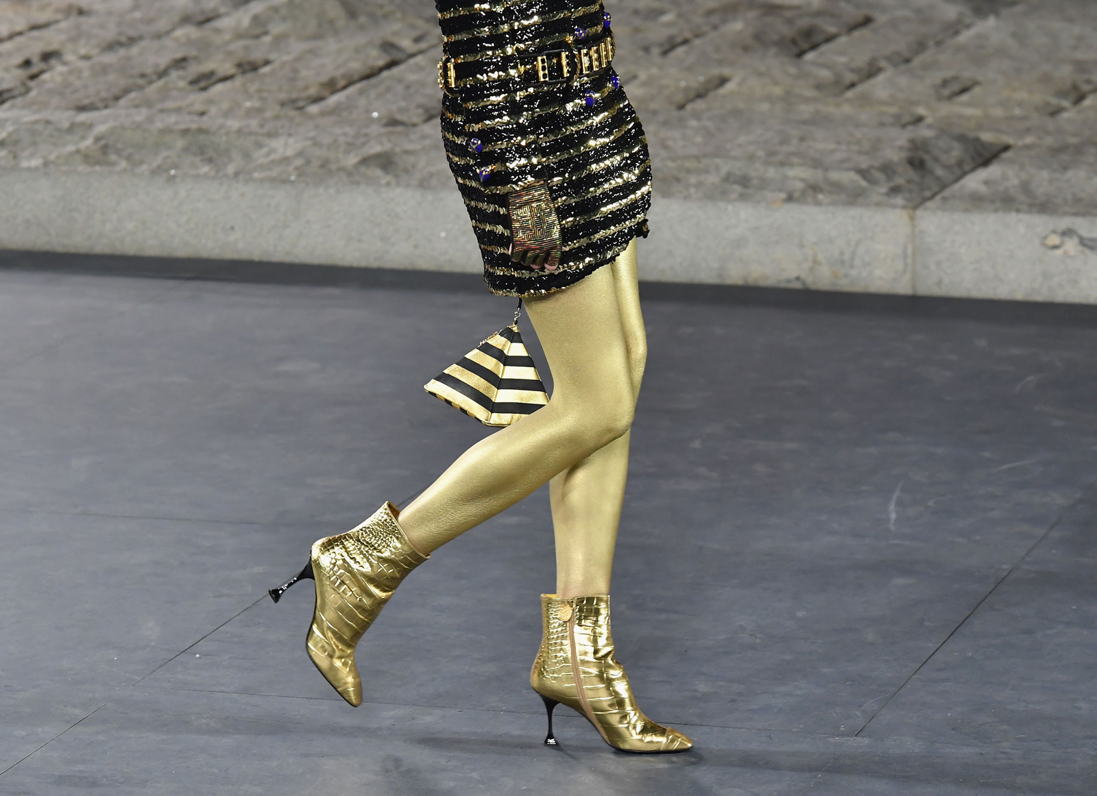 Chanel Metiers D'art 2018-19 defilesi