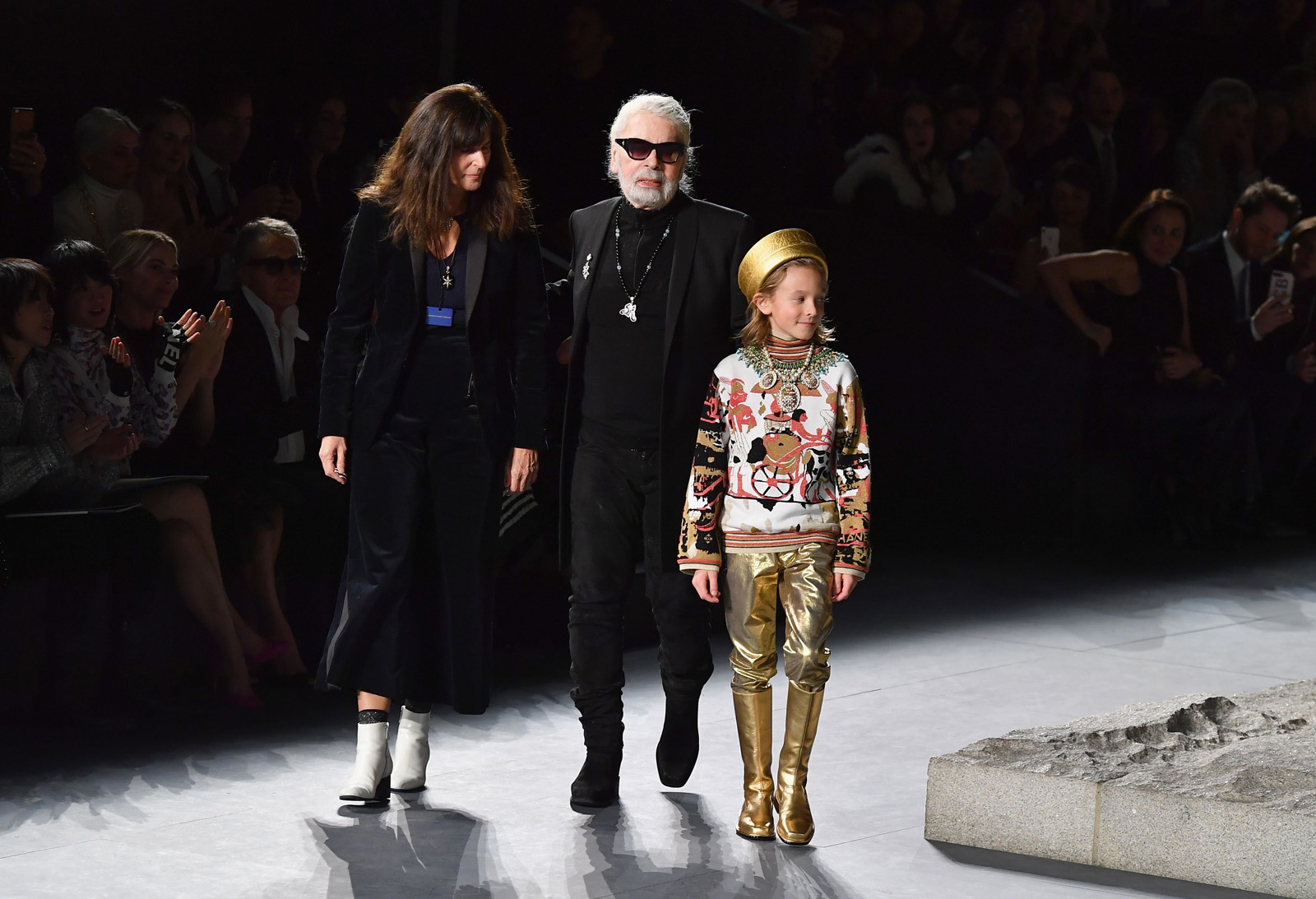 Chanel Metiers D'art 2018-19 defilesi