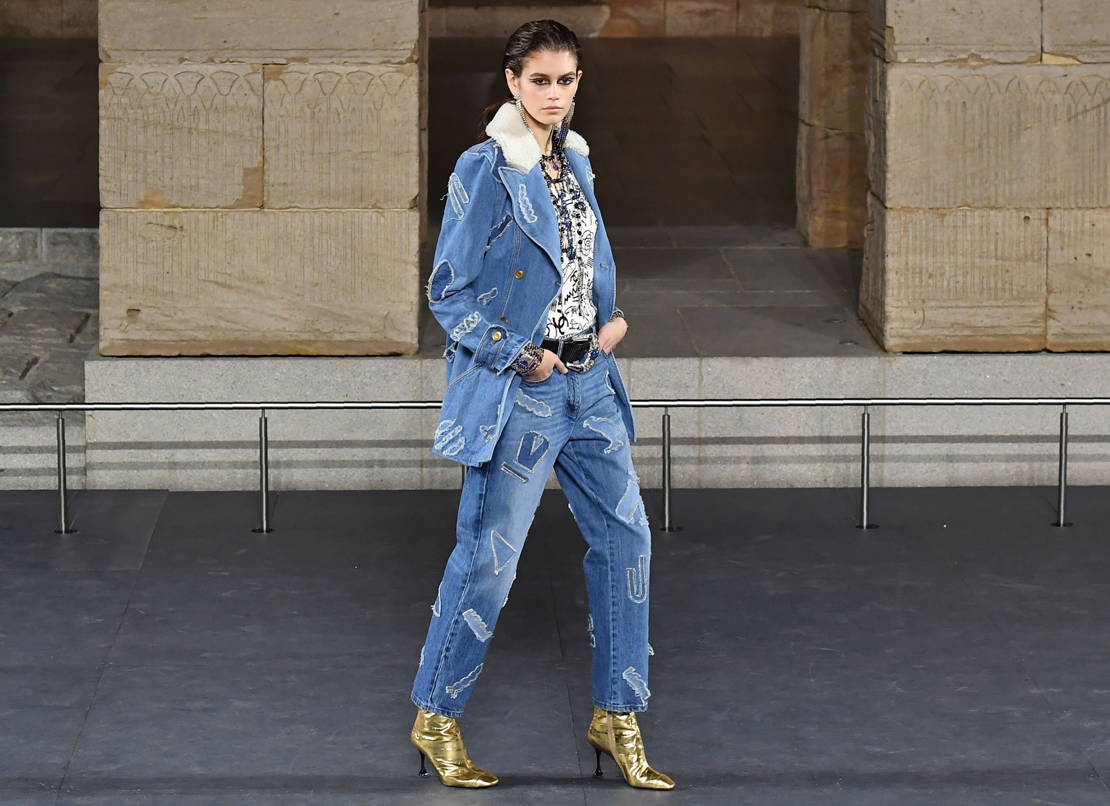 Chanel Metiers D'art 2018-19 defilesi