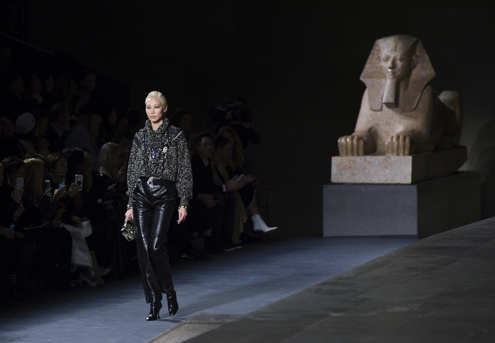 Chanel Metiers D'art 2018-19 defilesi