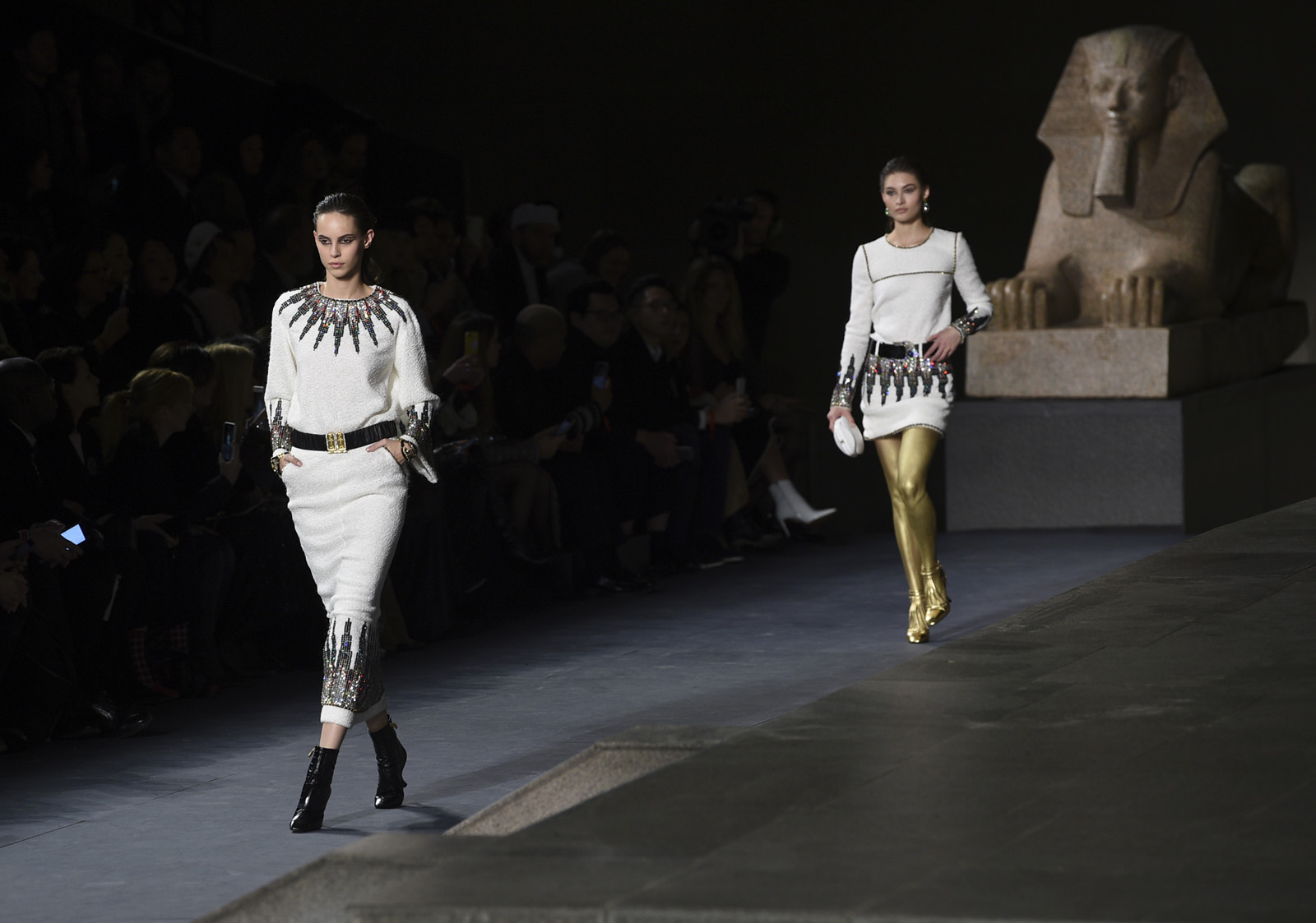 Chanel Metiers D'art 2018-19 defilesi