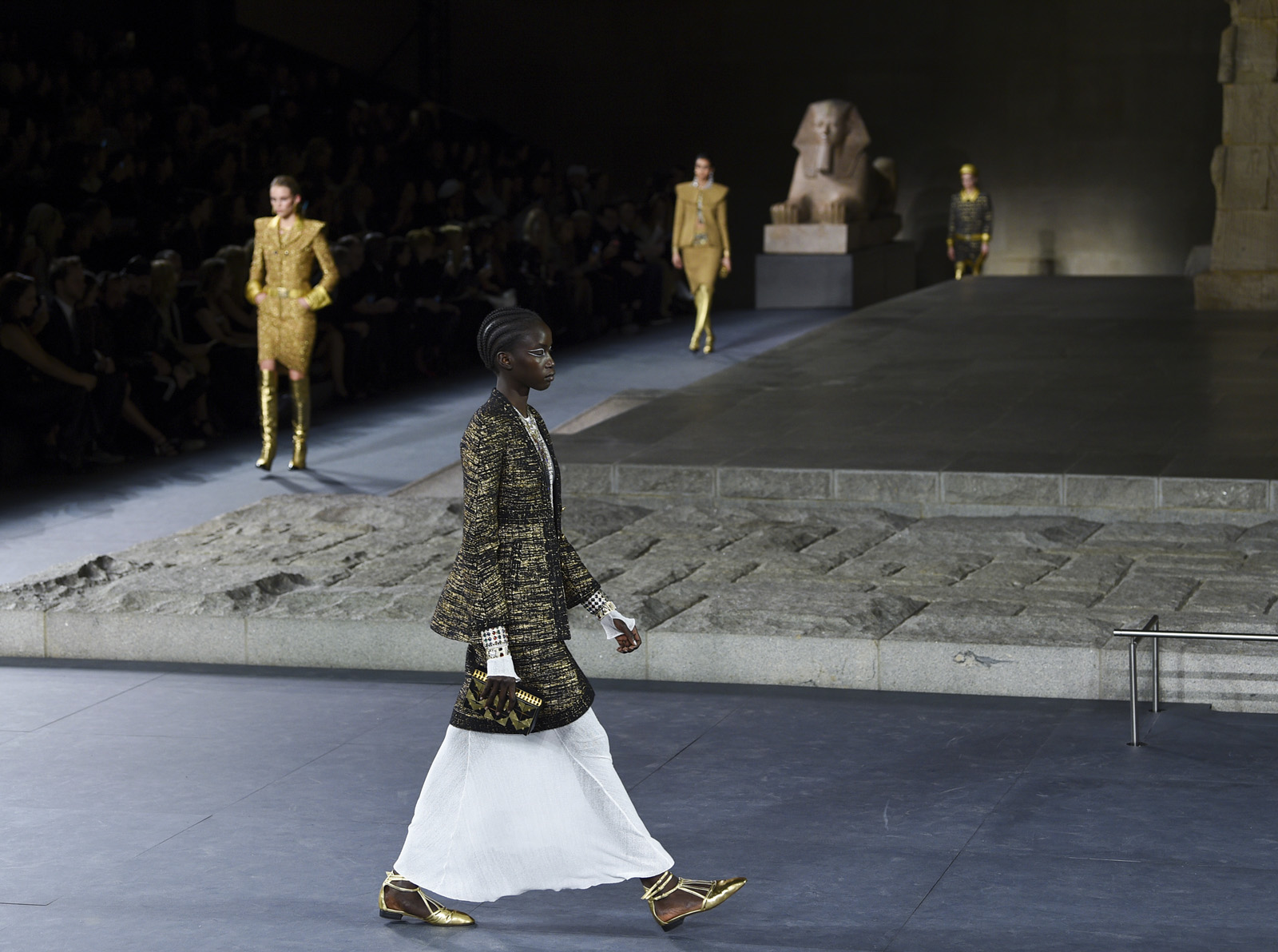 Chanel Metiers D'art 2018-19 defilesi