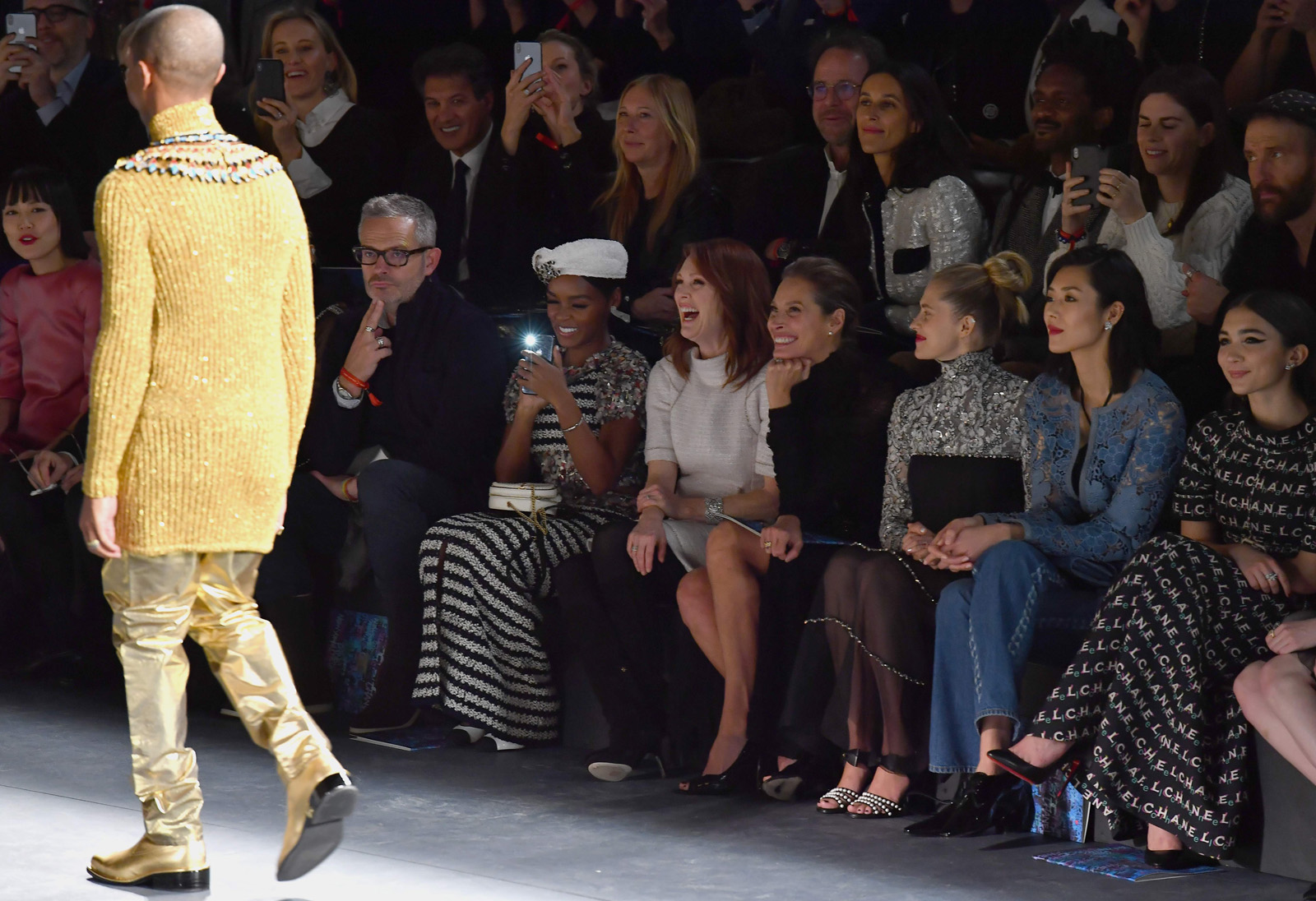 Chanel Metiers D'art 2018-19 defilesi