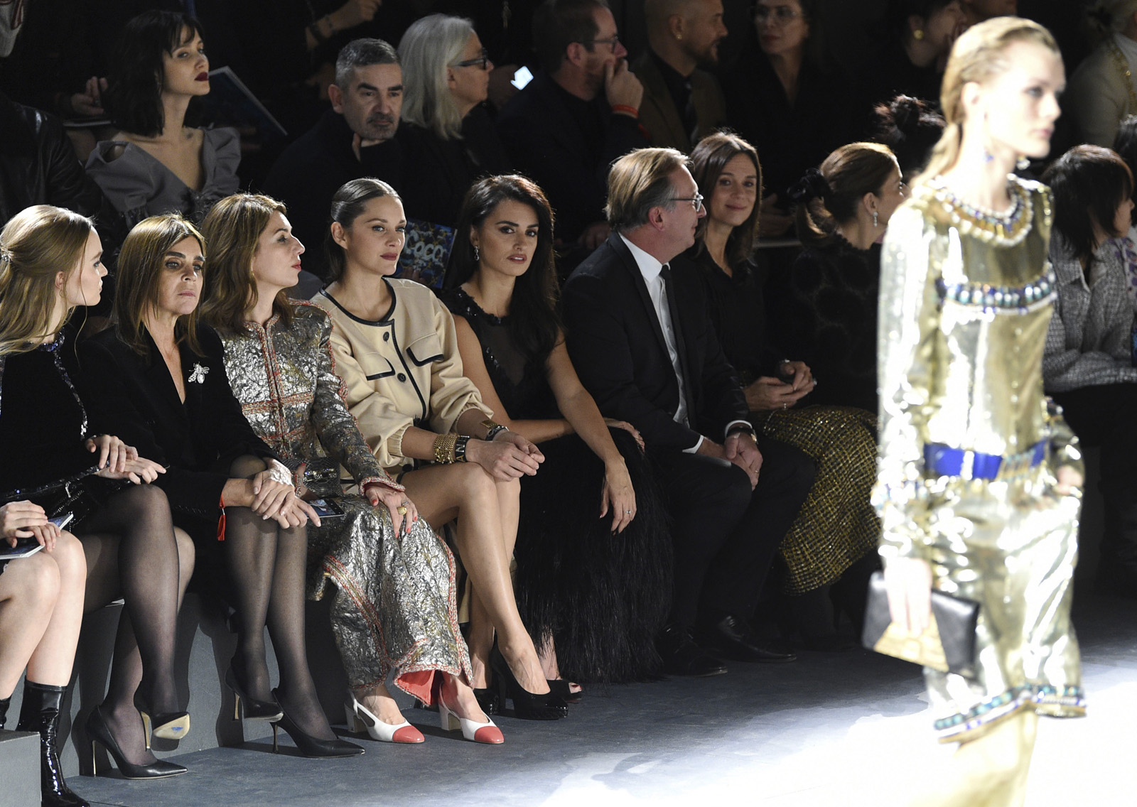 Chanel Metiers D'art 2018-19 defilesi