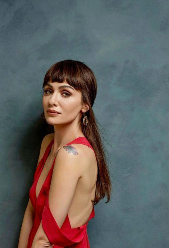 Sade ve Huzurlu: Birce Akalay