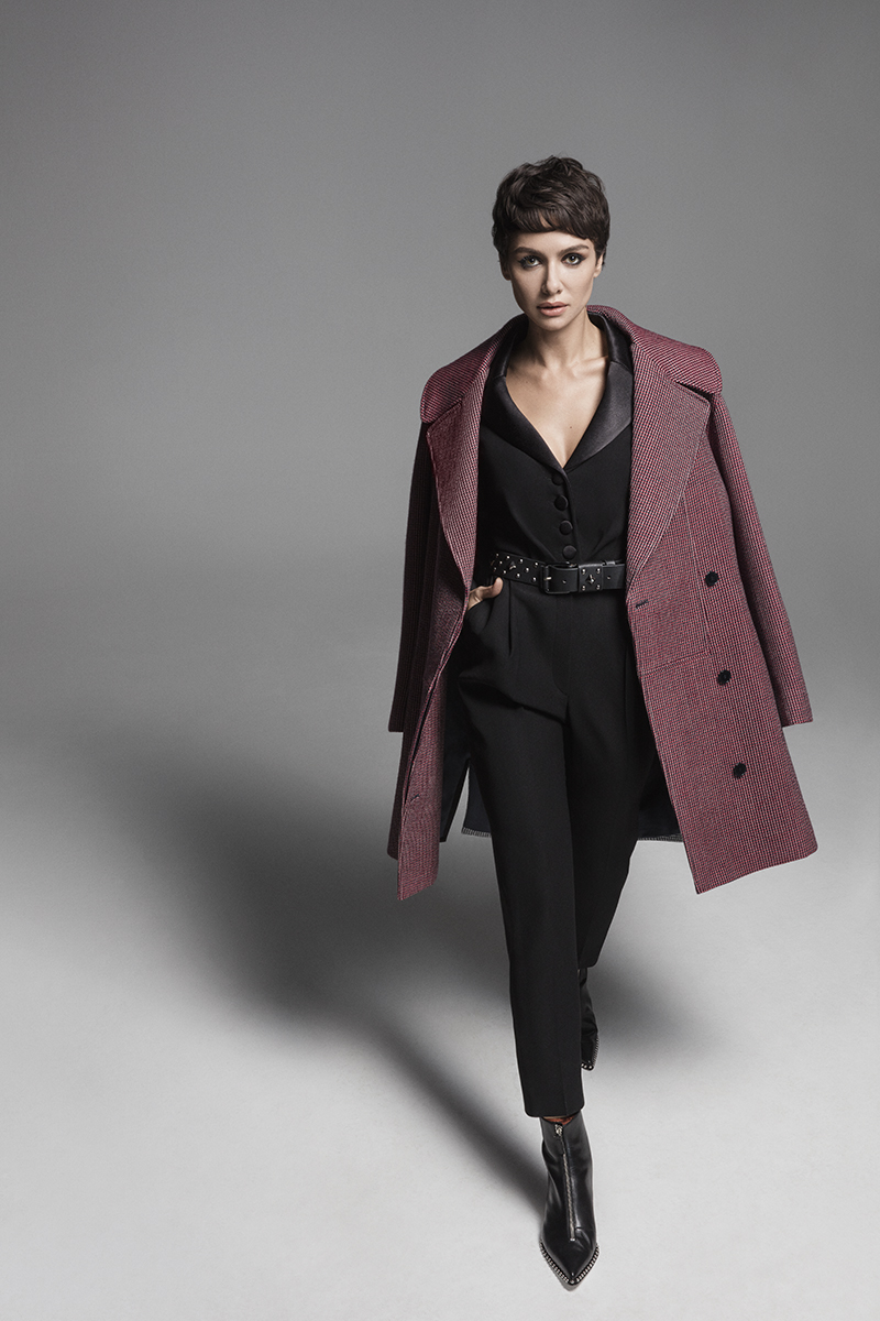 Sade ve Huzurlu: Birce Akalay