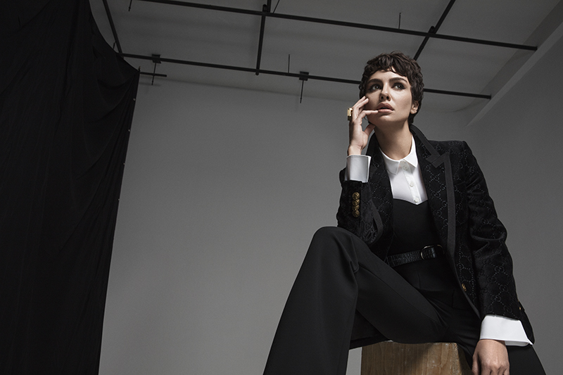 Sade ve Huzurlu: Birce Akalay