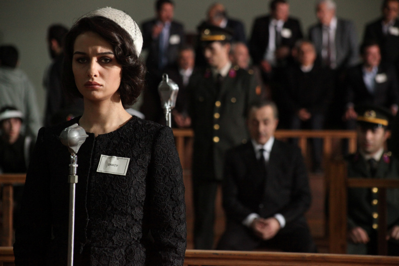 Sade ve Huzurlu: Birce Akalay