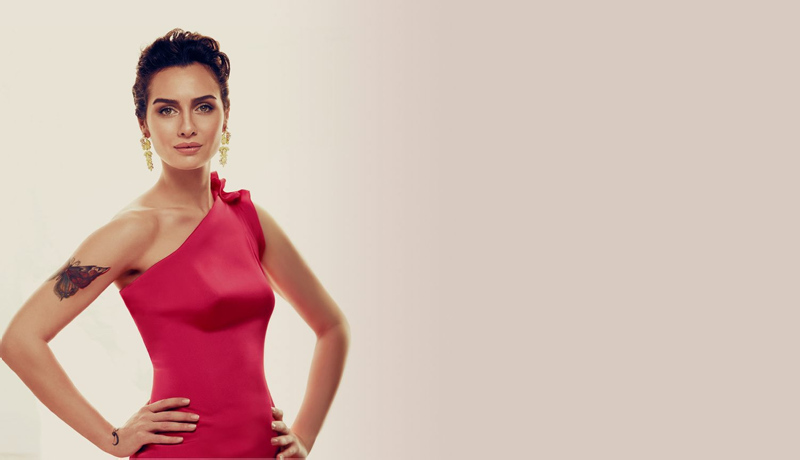 Sade ve Huzurlu: Birce Akalay