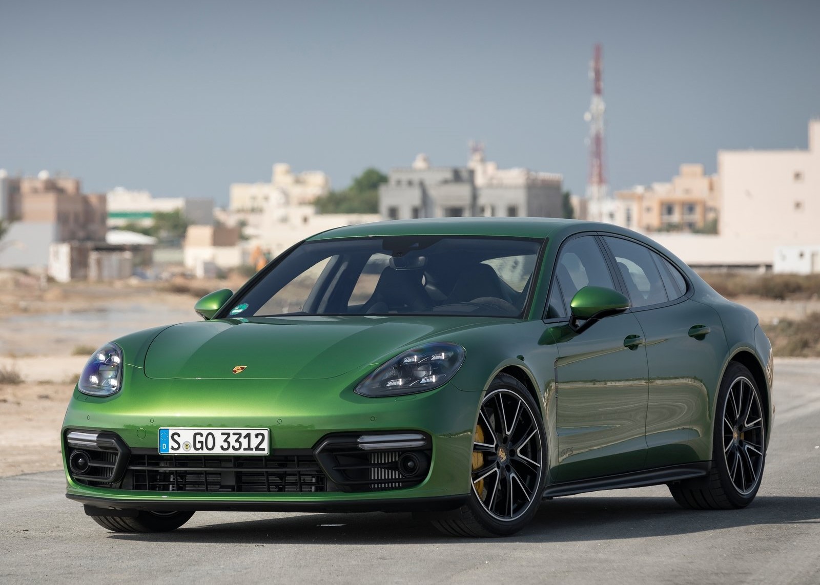 ESQ.Aralık - Otomobil 