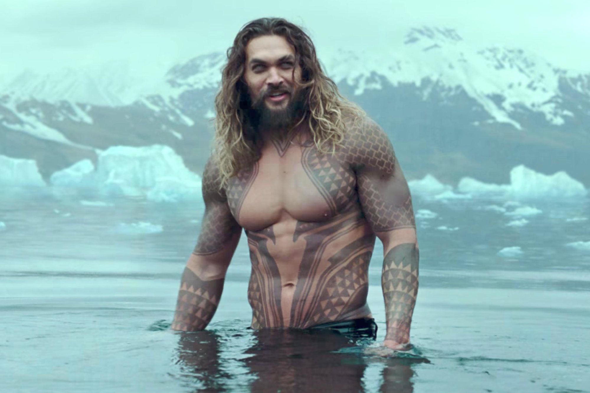 Aquaman / Jason Momoa: Sahne sırası onda