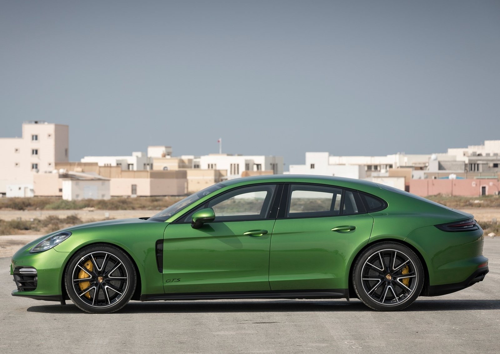 ESQ. Otomobil: Panamera GTS & GTS Spor Turismo