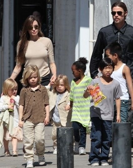 Angelina Jolie: Brad oğlum Pax’i hiç istemedi