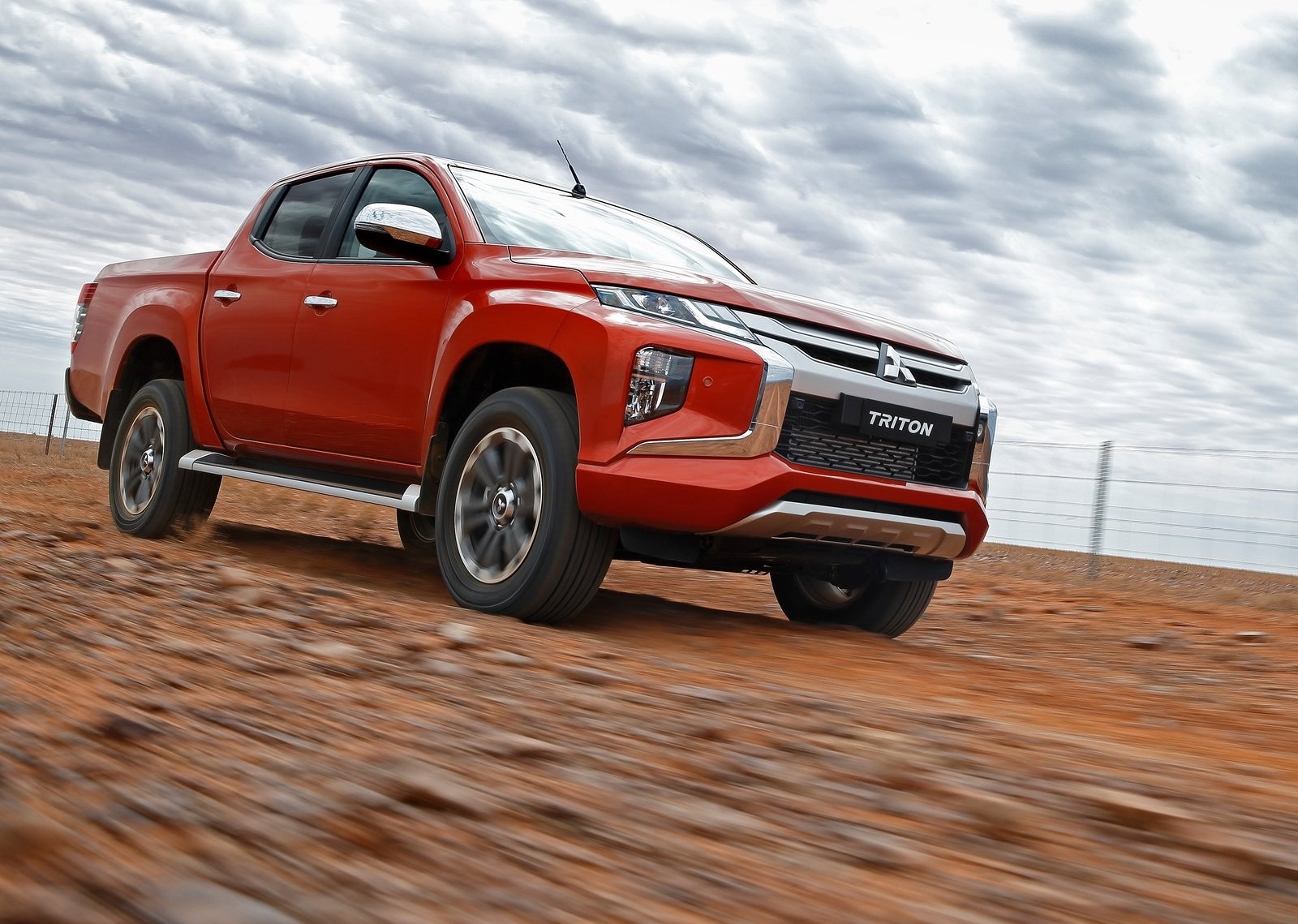 ESQ. Otomobil: Yeni Mitsubishi L200