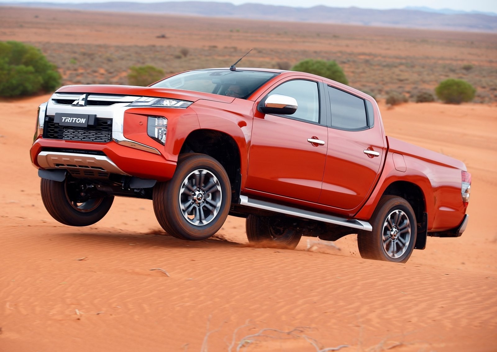 ESQ. Otomobil: Yeni Mitsubishi L200