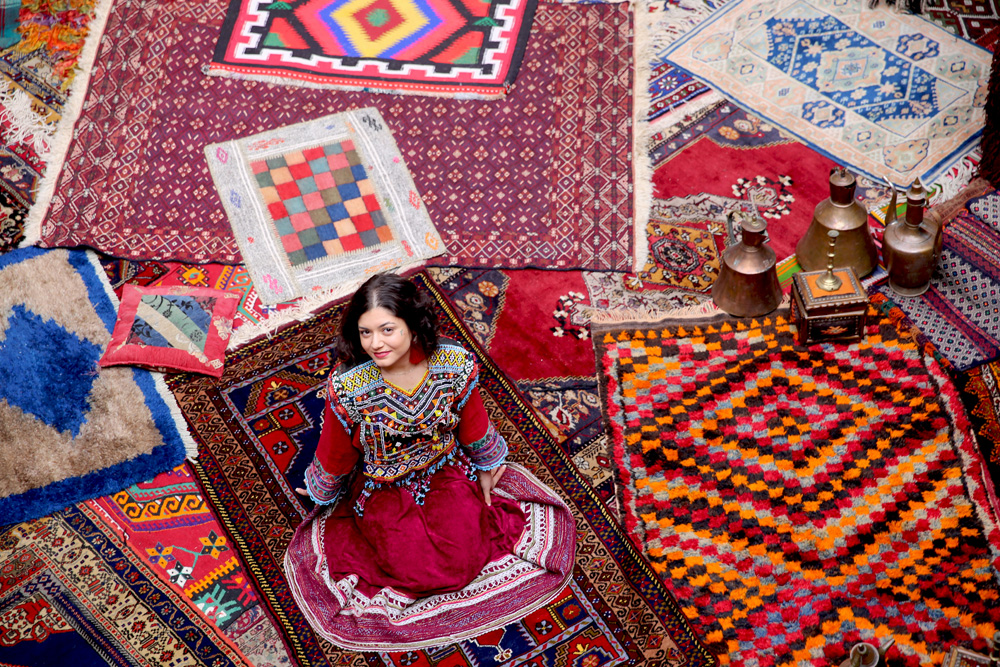 Turistlerin son gözdesi: Halılı han!